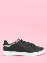 Load image into Gallery viewer, 361 DEGREE Floral Printed Piping Sneakers