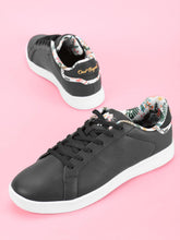 Load image into Gallery viewer, 361 DEGREE Floral Printed Piping Sneakers