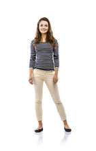 Cargar imagen en el visor de la galería, Ozzy Women's Top